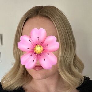 Elegant Blonde Blunt Bob - 100% Human Hair Wig